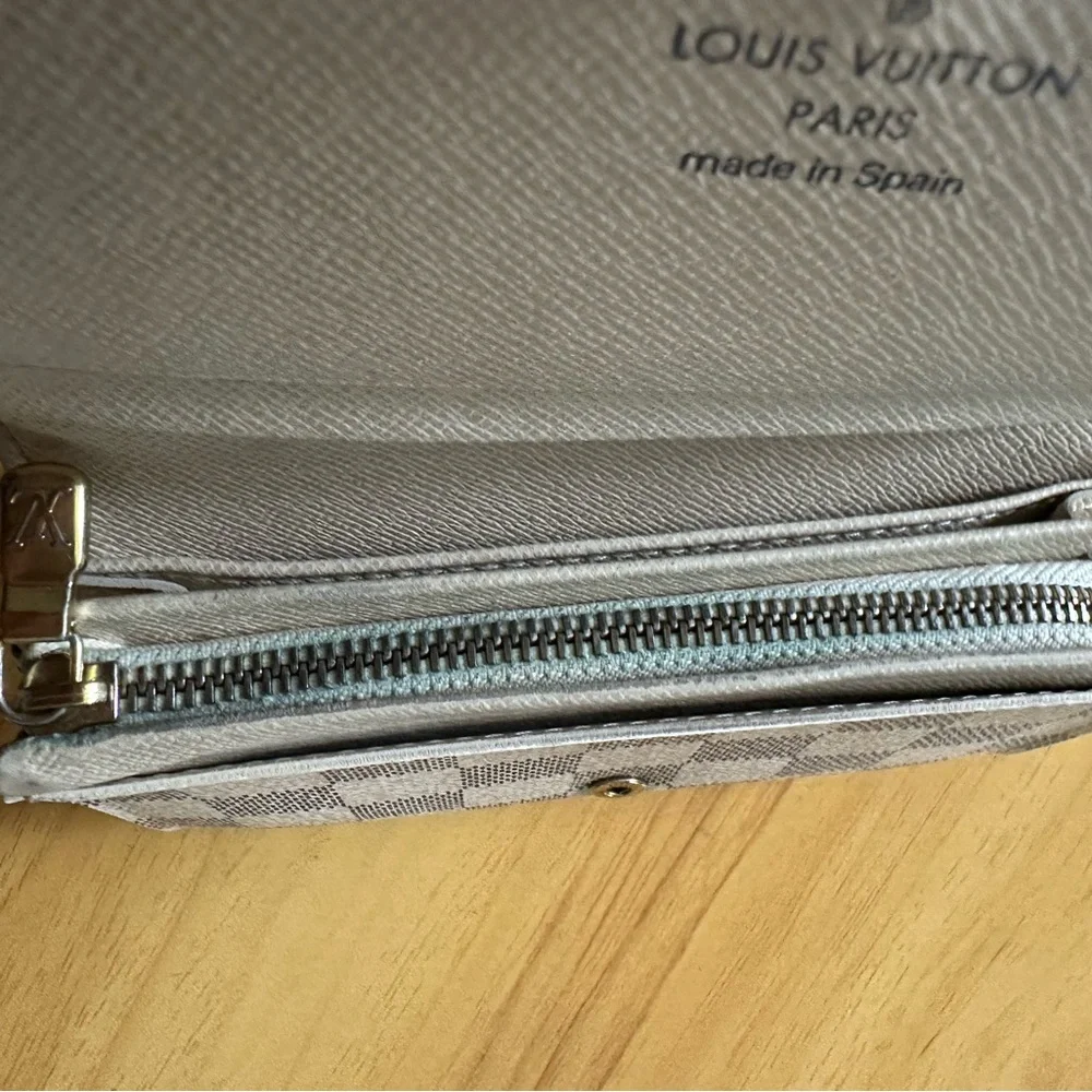𝓛𝓸𝓤𝓘𝓢 𝓥𝓤𝓘𝓽𝓽𝓸𝓝 Tresor Wallet - Picture 10 of 16